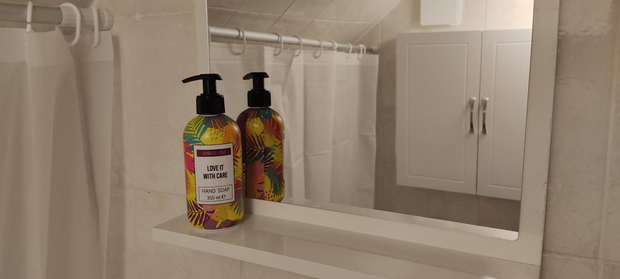 Appartement Cosy Plein Centre Conches-en-Ouche エクステリア 写真